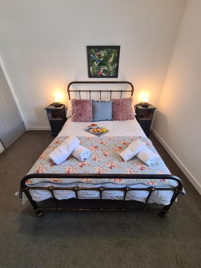 Vila The Nook Lichfield Exteriér fotografie