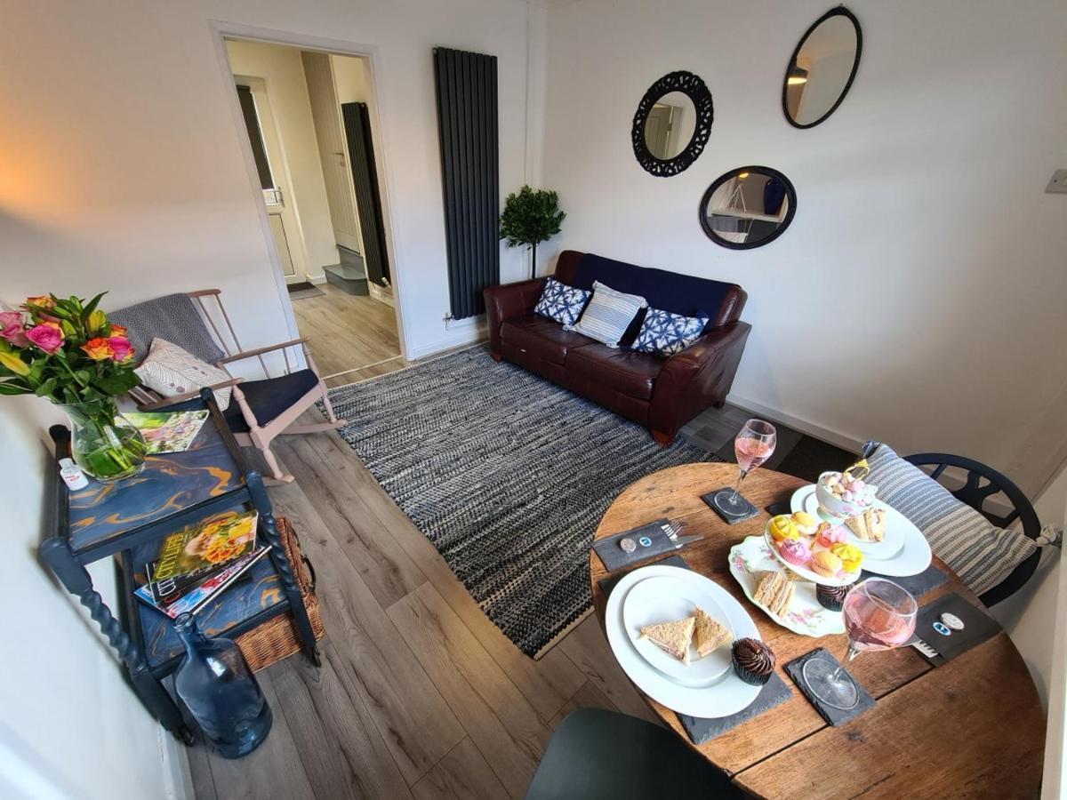 Vila The Nook Lichfield Exteriér fotografie